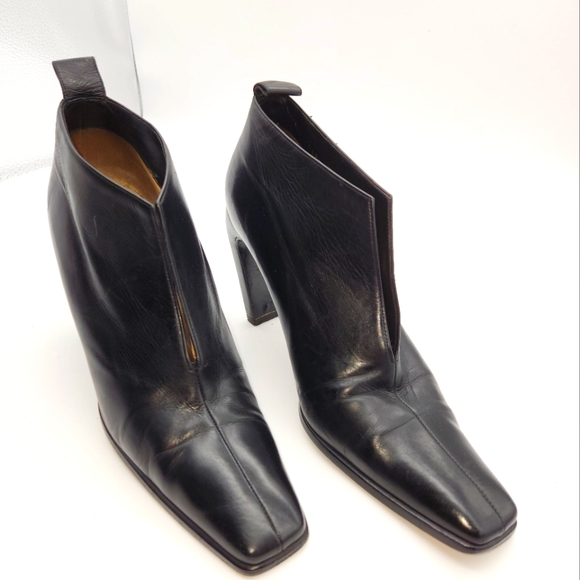 Gucci Heeled Booties Size 9 *free shipping - Picture 1 of 6